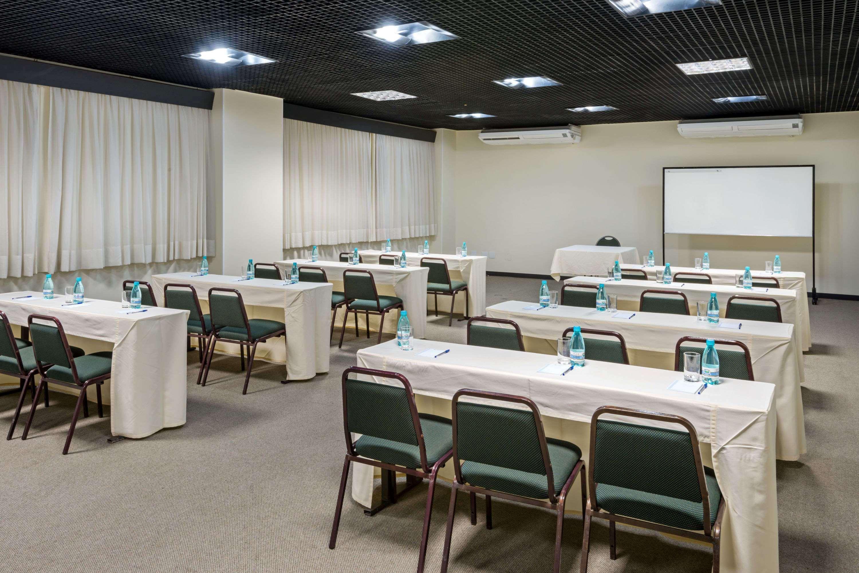 Wyndham Golden Foz Suites Foz do Iguacu Ngoại thất bức ảnh