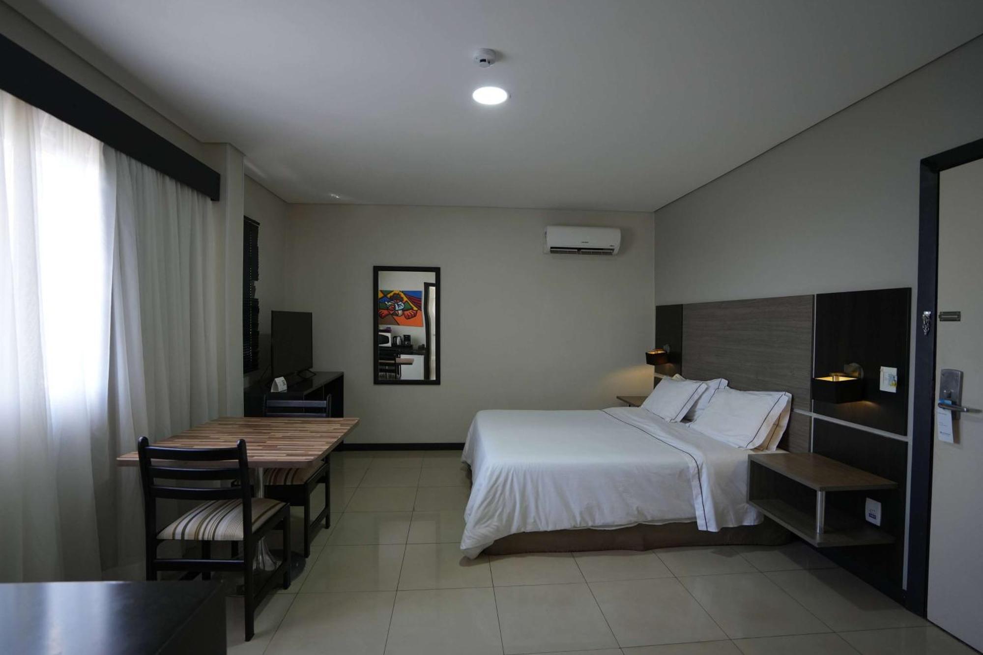 Wyndham Golden Foz Suites Foz do Iguacu Ngoại thất bức ảnh